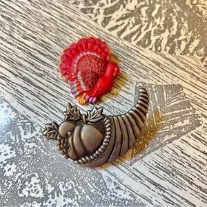 Vintage Hallmark Festive Turkey and Cornucopia Thanksgiving Brooch